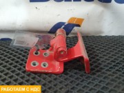 Петля двери левая