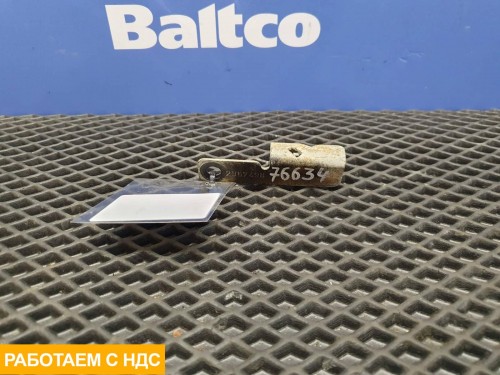 Кронштейн трубок подъема кабины