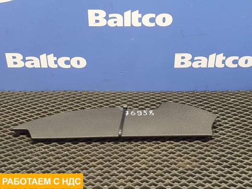 Накладка панели приборов левая