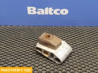 Кронштейн ограничителя хода стабилизатора кабины левый