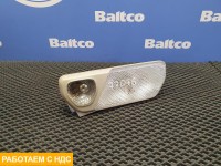 Плафон салонный правый